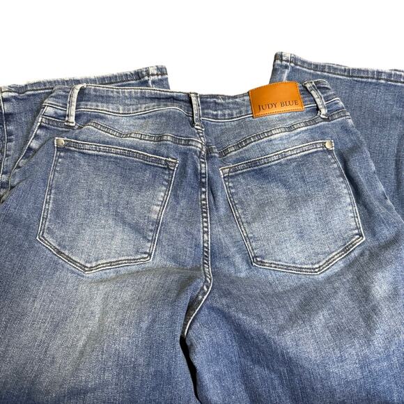 Judy Blue High Waist Braid Side Detailed Wide Leg Cropped Jeans, Size 13/31 - Picture 6 of 12